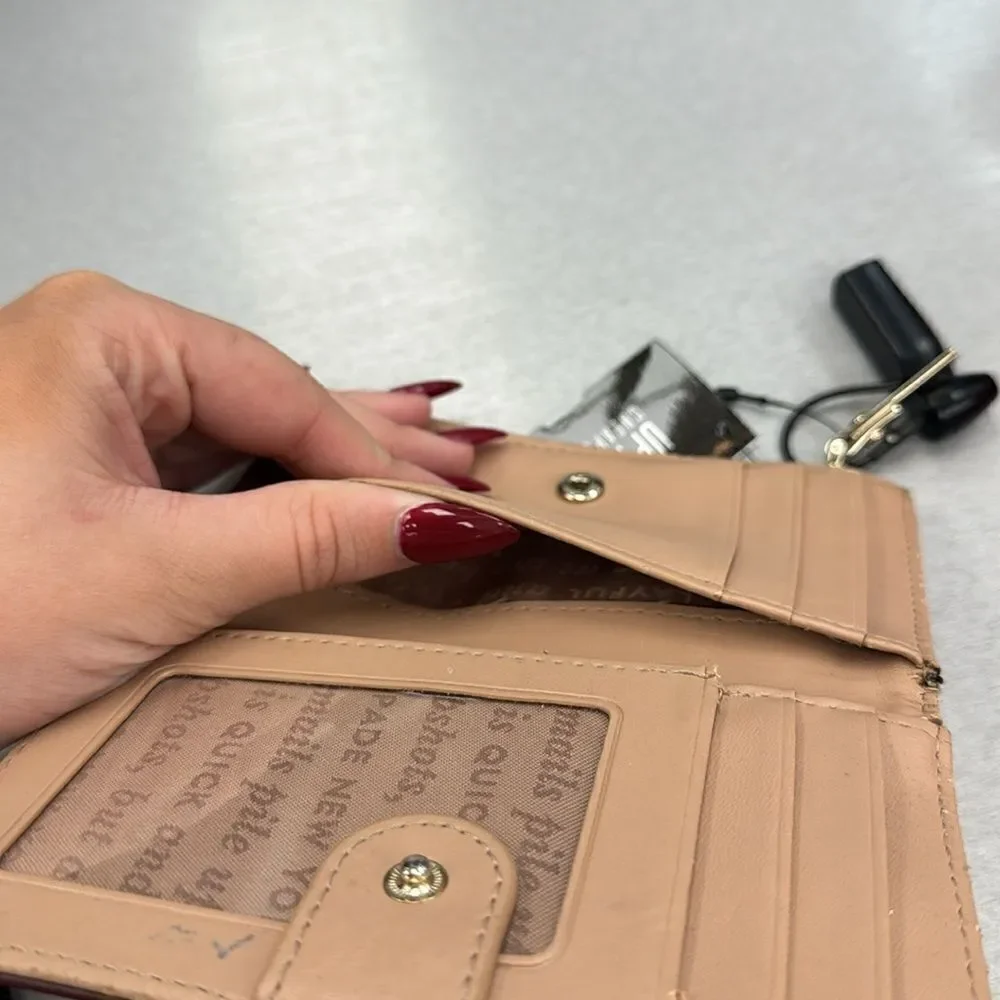 Kate spade Wallet - Picture 3 of 7